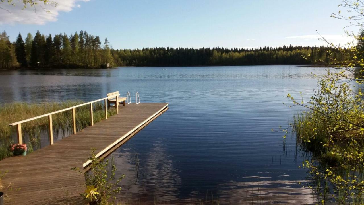 Private Lakeside Holiday Property In Nature Канкаанпяа Экстерьер фото