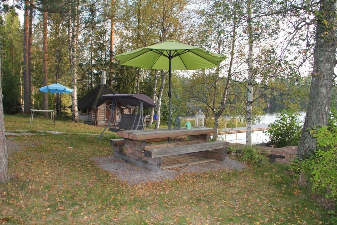 Private Lakeside Holiday Property In Nature Канкаанпяа Экстерьер фото