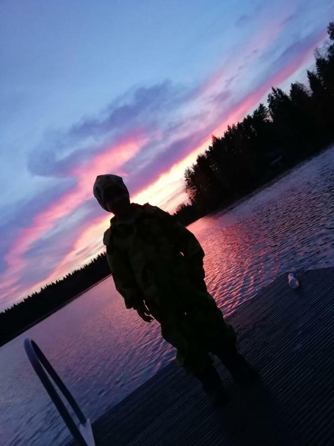 Private Lakeside Holiday Property In Nature Канкаанпяа Экстерьер фото